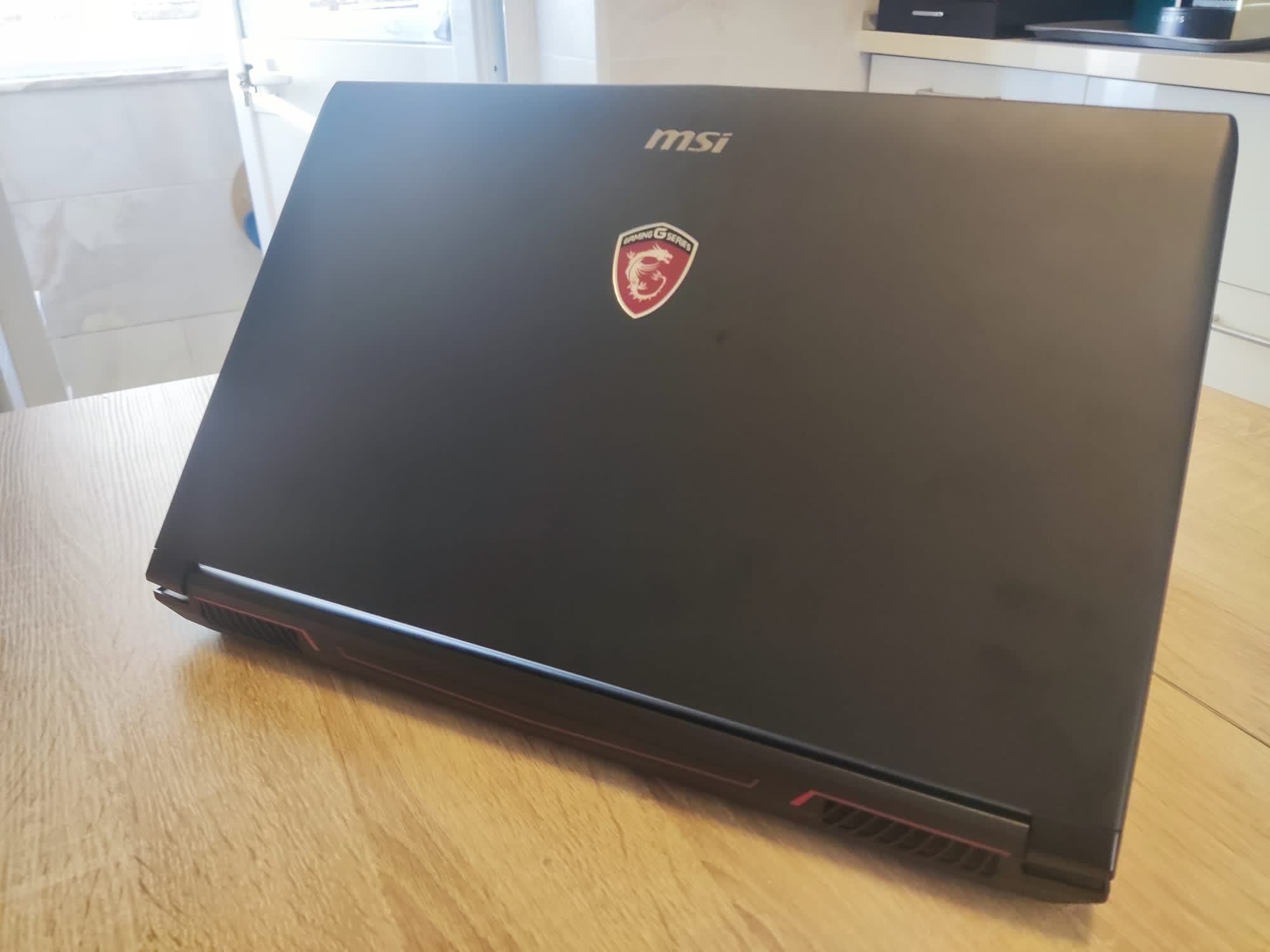 MSI impecável para venda