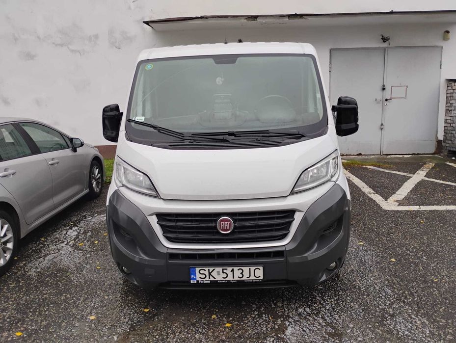 Fiat Ducato Furgon - samochód brygadowy (6-os. + przestrzeń ładunkowa)