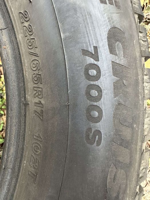 Шины Bridgestone Ice Cruiser 7000S 225/65 R17 102T б/у