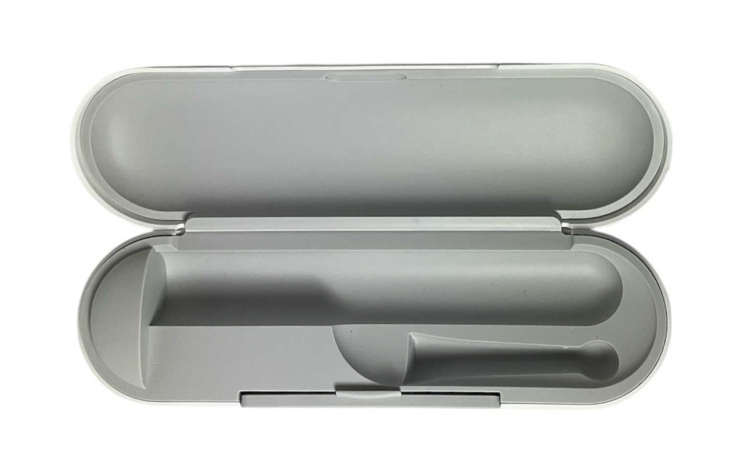 Etui z funkcją ładowania BRAUN ORAL-B iO3759