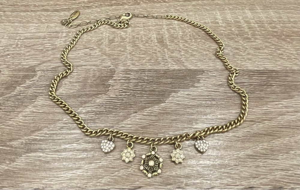 Підвіска під золото Pilgrim, Данія