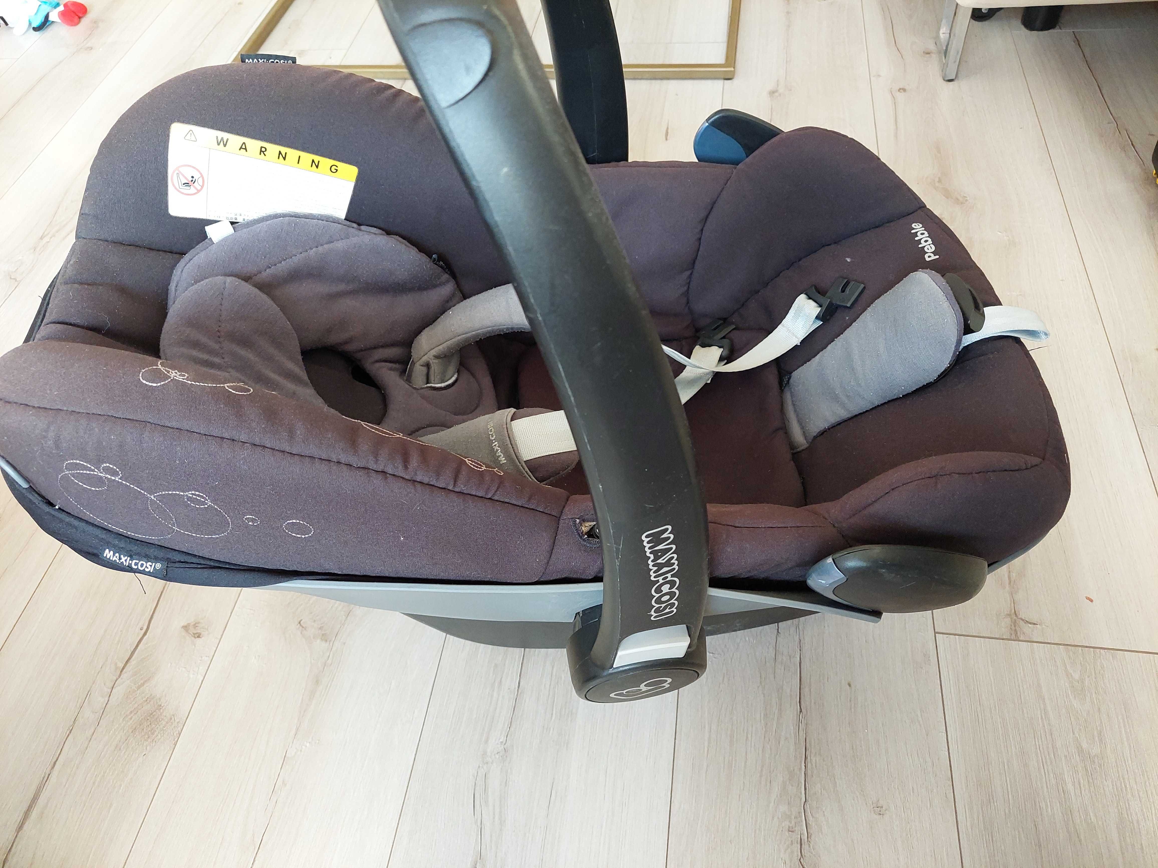 Fotelik Maxi Cosi Pebble + baza isofix Family Fix