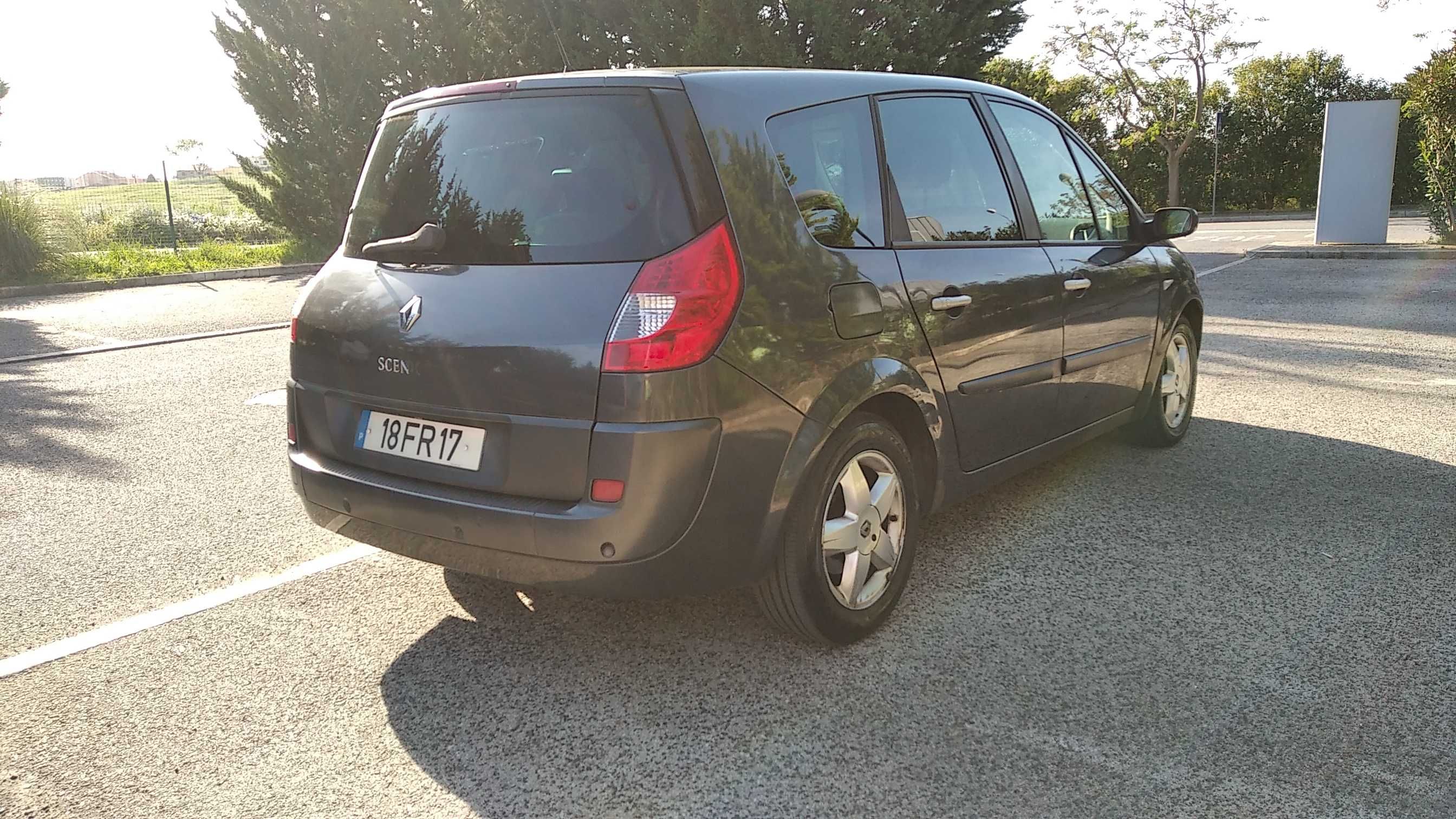 2008 Renault Grand Scenic