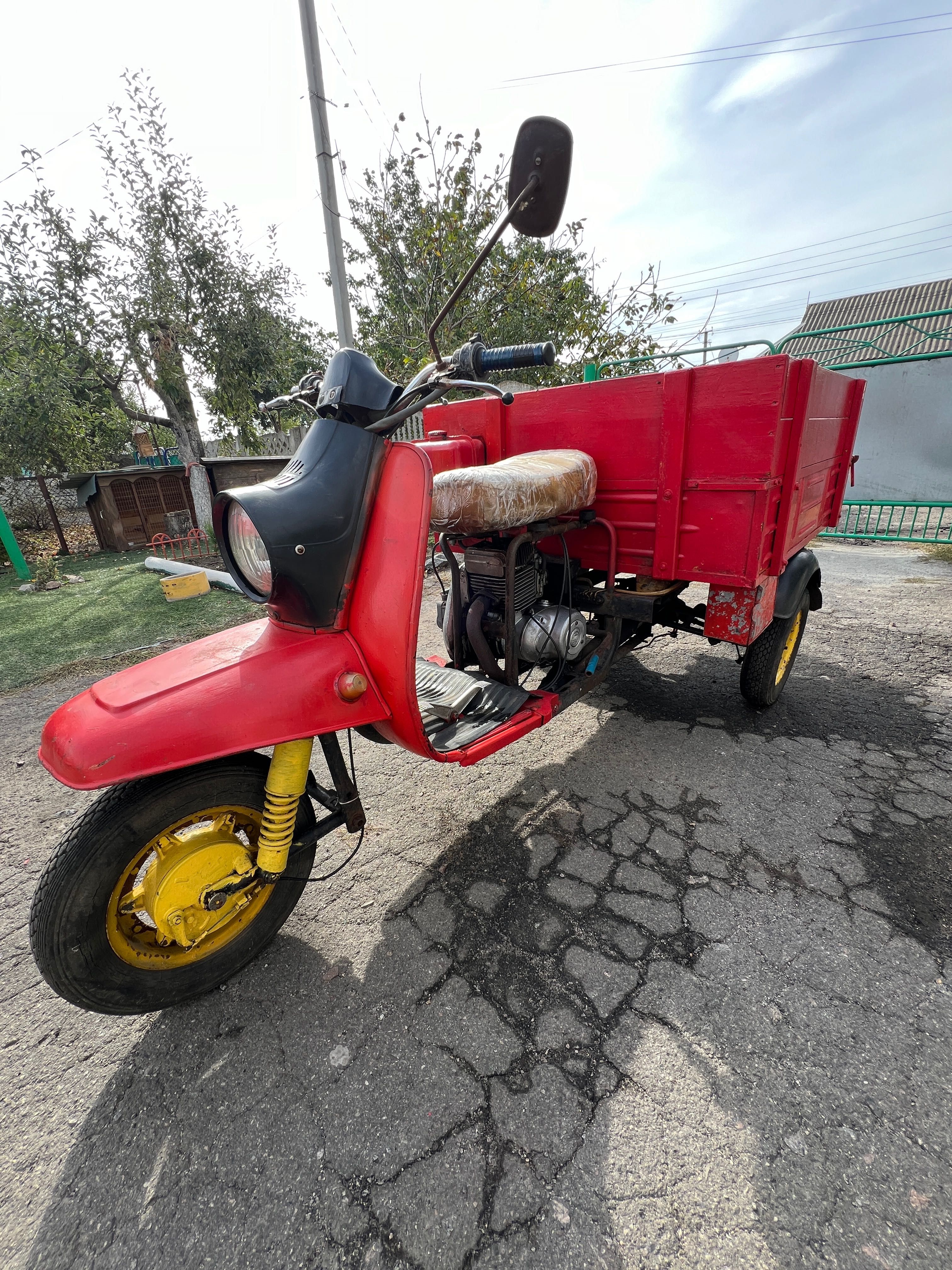 Продам Муравей на ходу