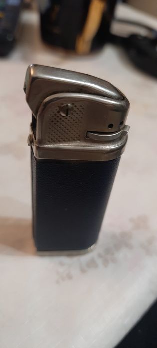 газовая зажигалка