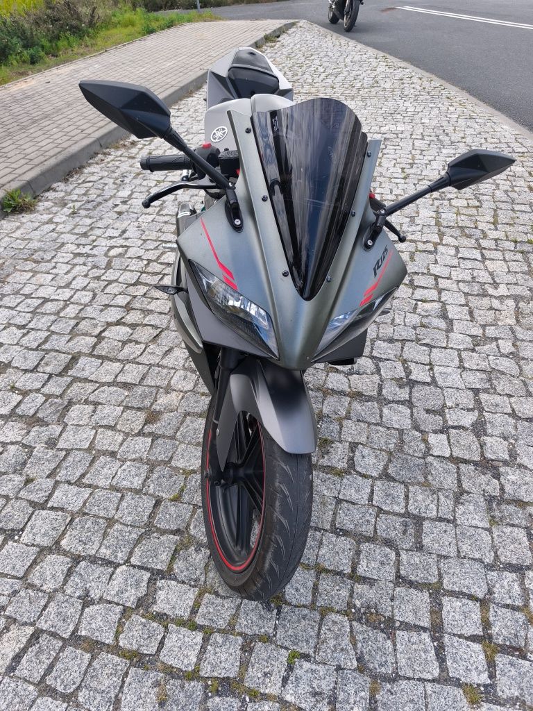 Sprzedam Yamaha YZF-R125