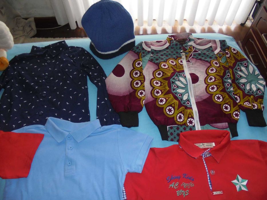 lote de roupa de menino águia do Benfica