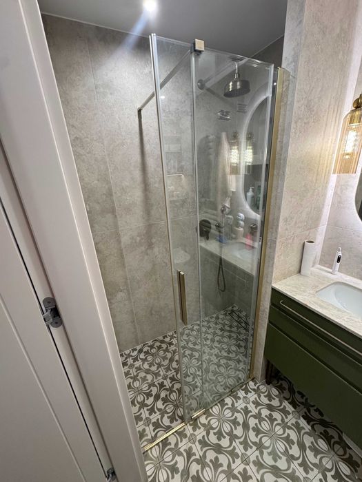 Sprzedam kabinę prysznicową New Trendy 100 cm – stan bardzo dobry!