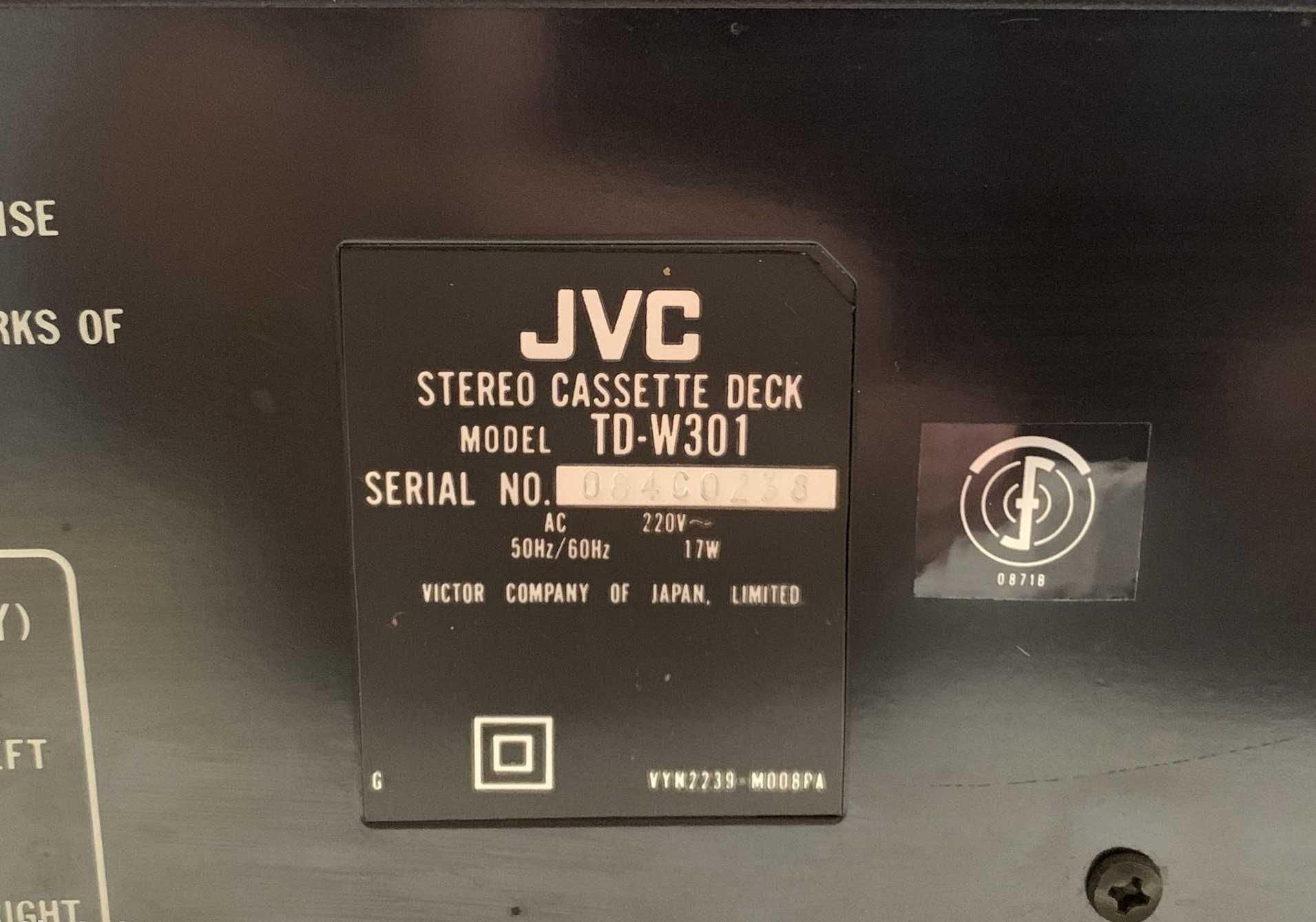 Двухкассетная дека JVC TD-W301