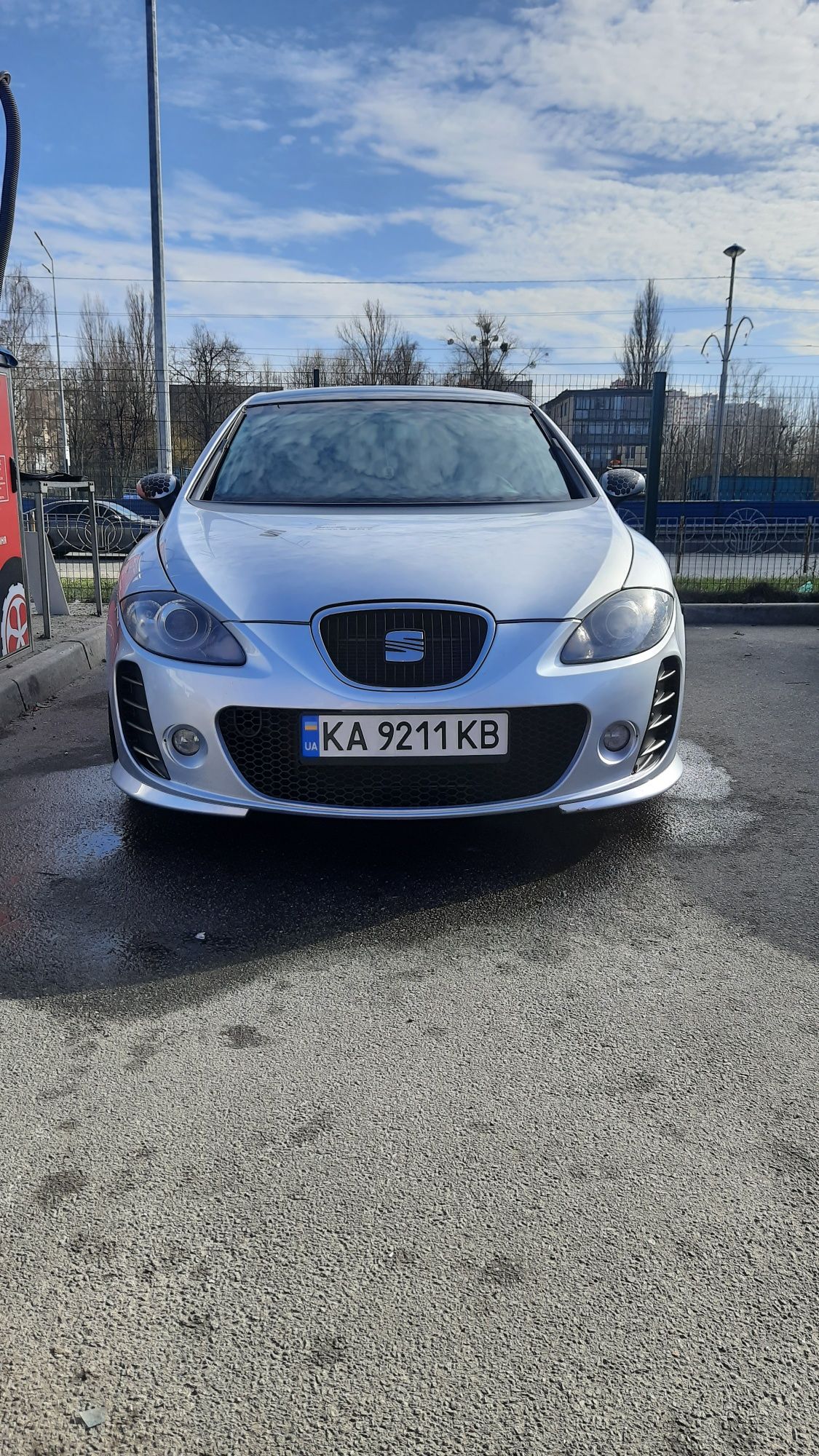 Продам автомобіль seat leon 1,9 tdi