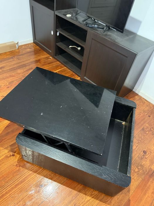 Mesa de centro / apoio com arrumação