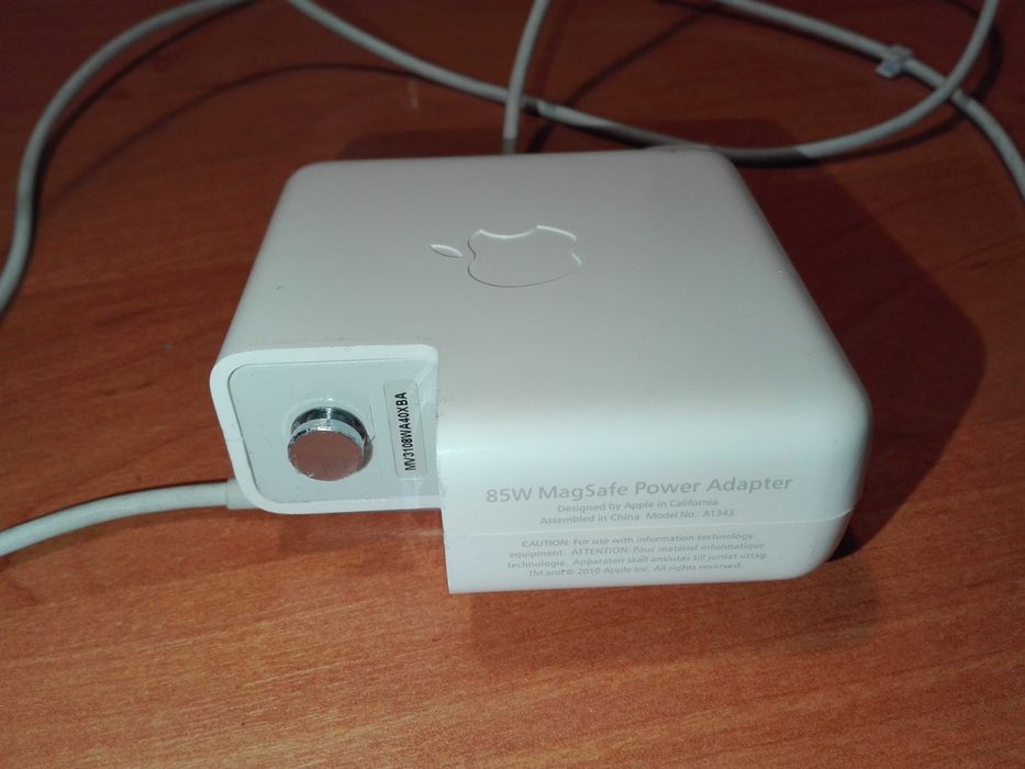 apple 85w magsafe power adapter a1343