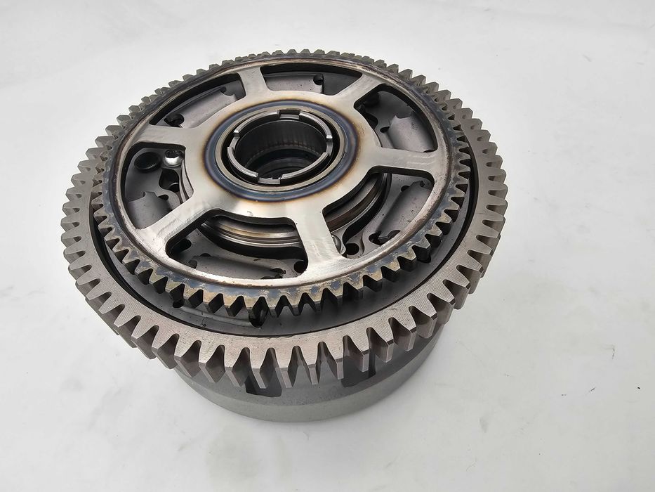 Yamaha YZF-R1 2015 -2025 MT10 Kosz sprzęgła Nowy OEM 2CR- 16150- 00