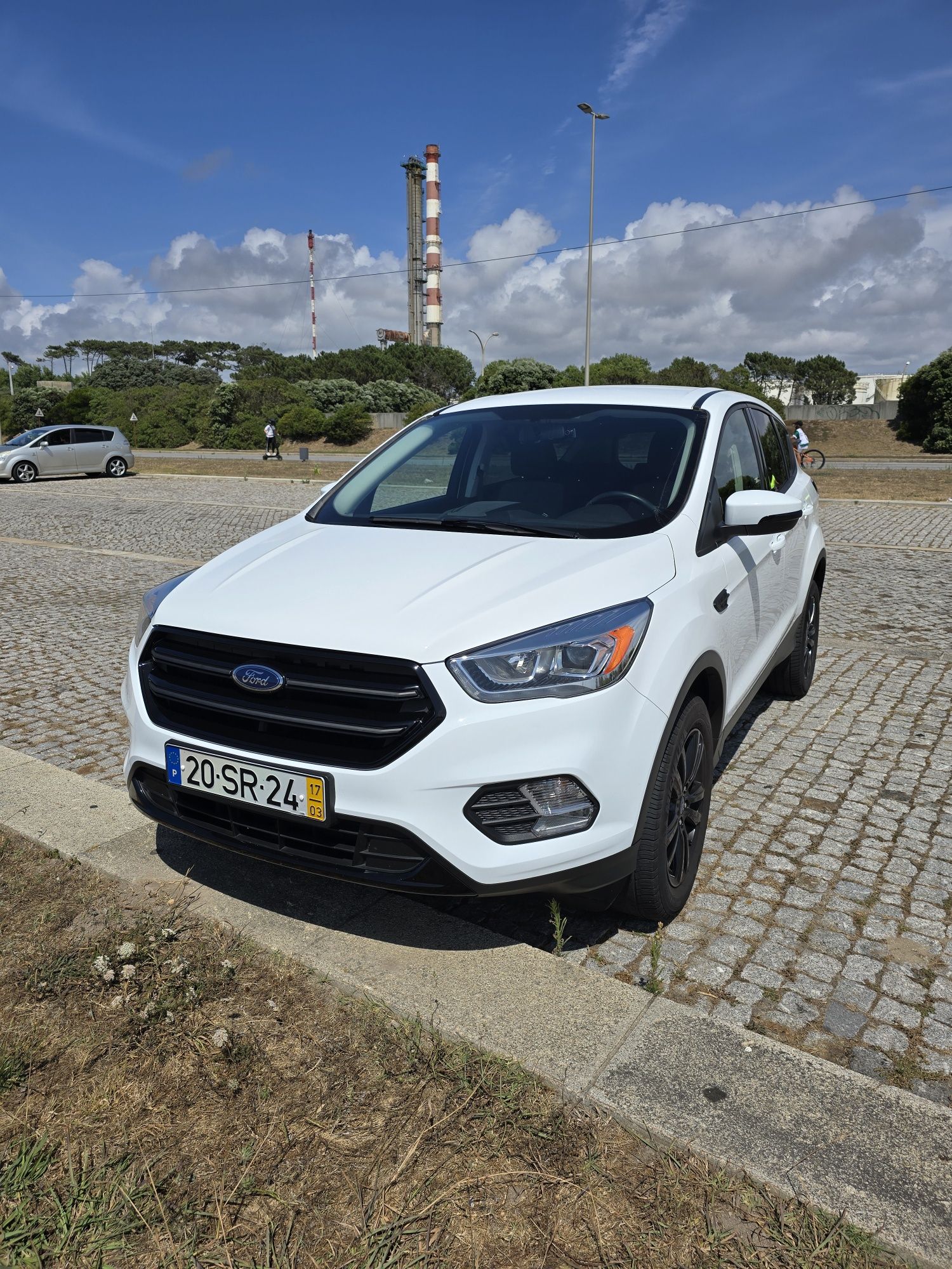 Ford kuga 1.5 TDCI 120CV. como novo