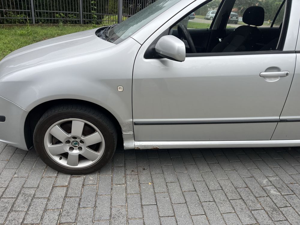Skoda fabia 2007 2.0 mpi 115km z niemiec super stan