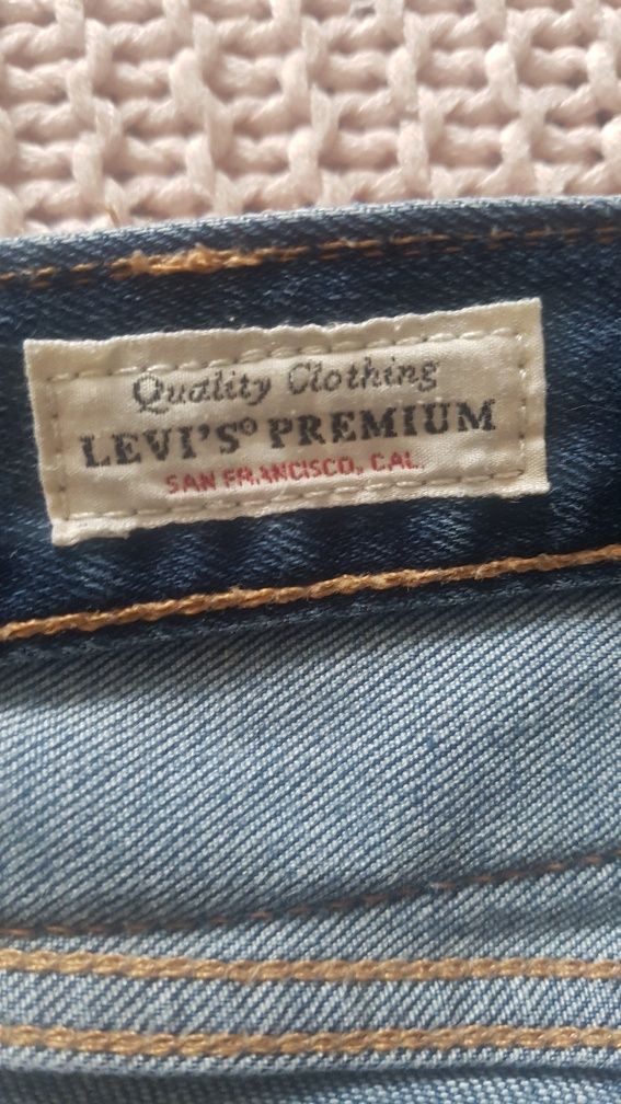 Levis Strauss &CO.  501 W38 L32