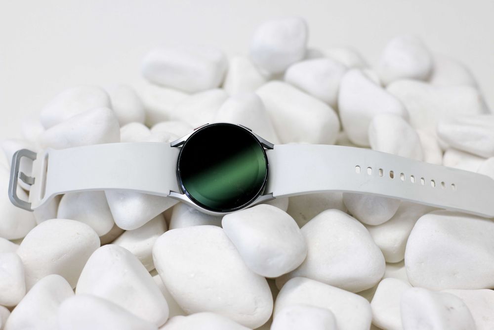 Годинник Samsung Galaxy Watch4 40mm часы Самсунг вотч 4 женские