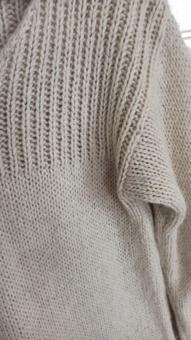 Sweter z wełny Merino i alpaki. Roz M