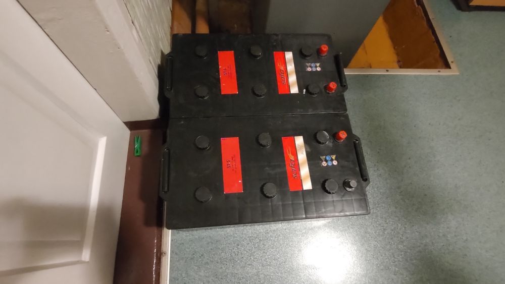 Аккумулятор  Safa 225 Ач-12 В