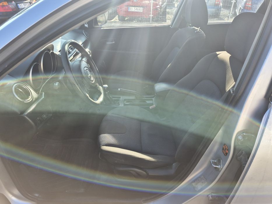 Mazda 3 1.6 b+GAZ 2004 Rok