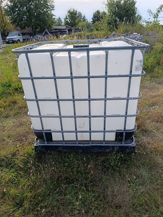 Sprzedam mauzer na plastykowej palecie