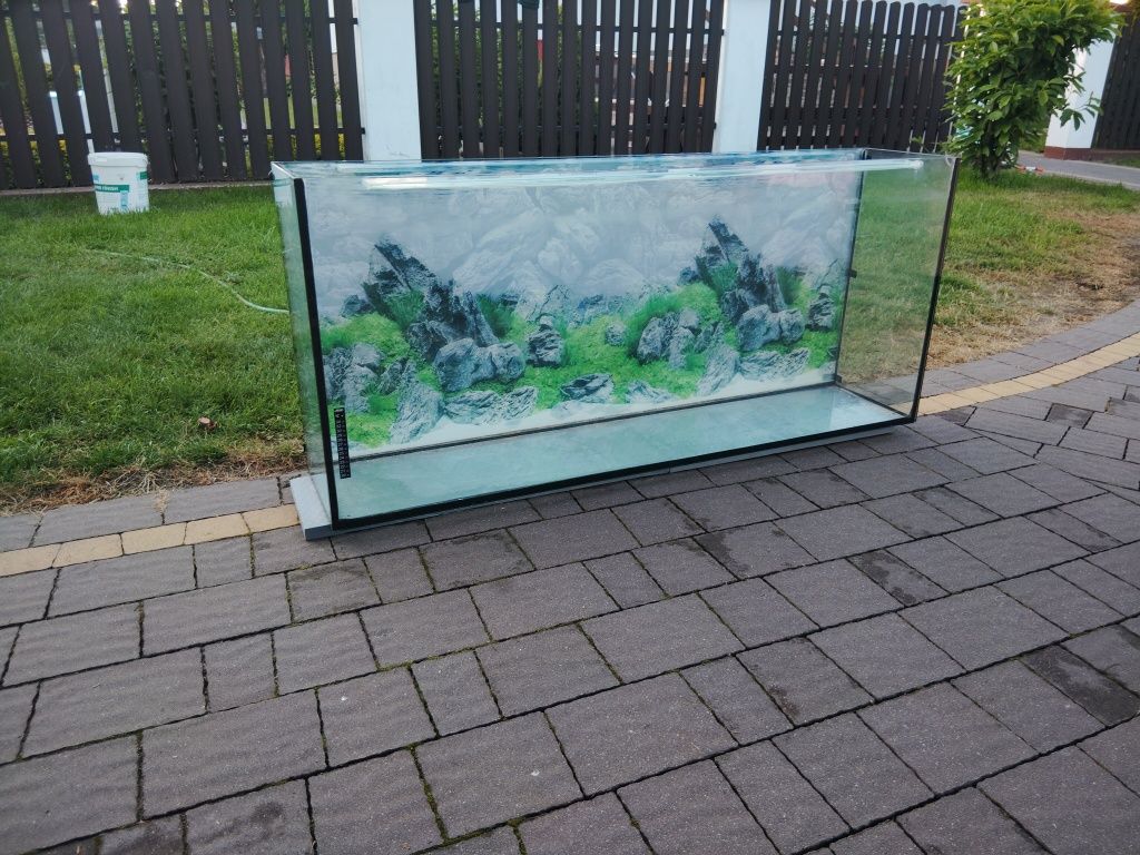 Akwarium duże z szafką