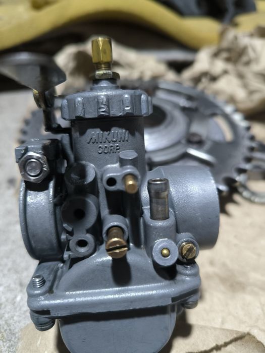 Carburador Mikuni 21