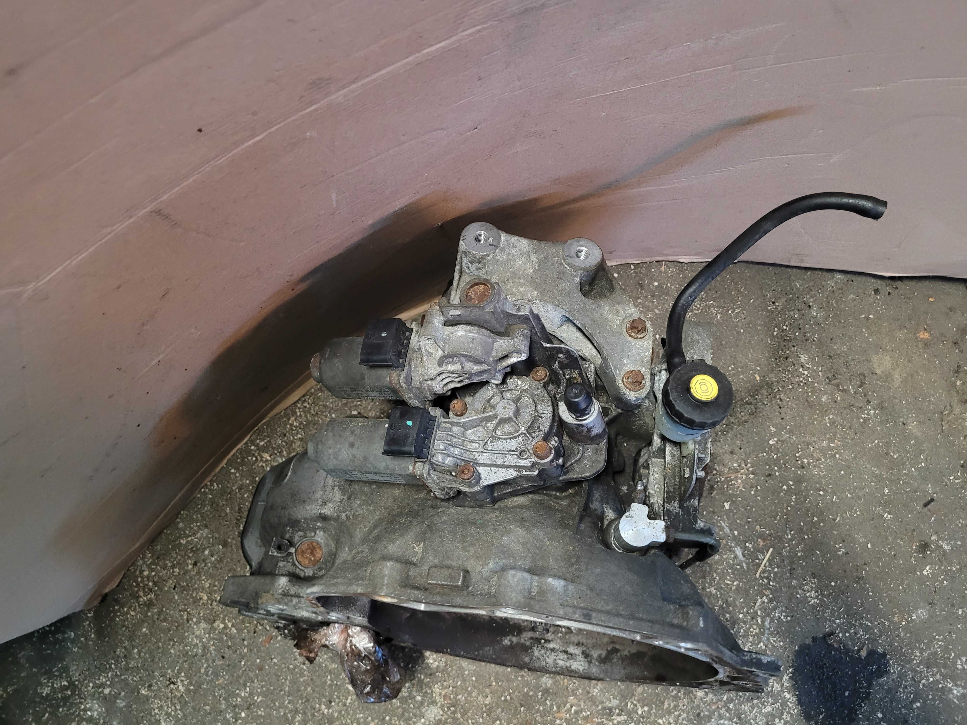 Skrzynia biegów manual OPEL CORSA D 1.2 1.4 16V Z12XEP Z14XEP F13MW418