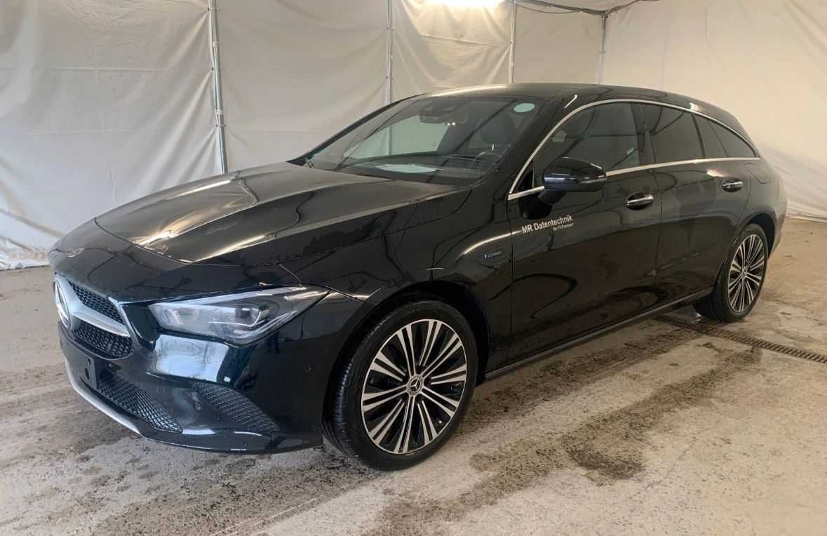 Mercedes-Benz CLA250e  Shooting Brake Progressive