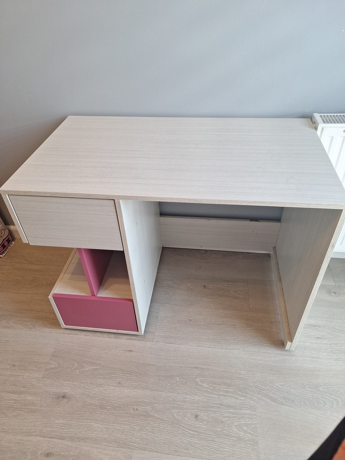 Łóżko piętrowe (90x200 cm) z biurkiem do pokoju dziecięcego KOMI 21