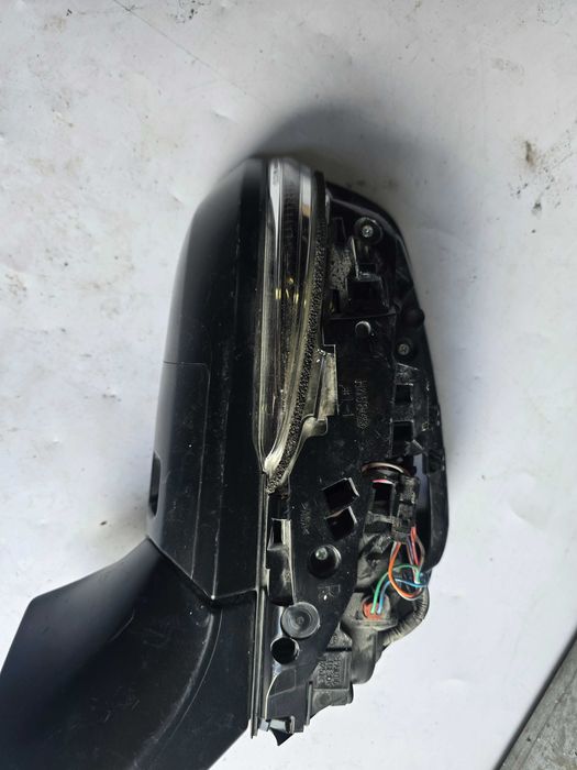 lusterko zewnętrzne Toyota Rav-4 V 12 pin 2018-