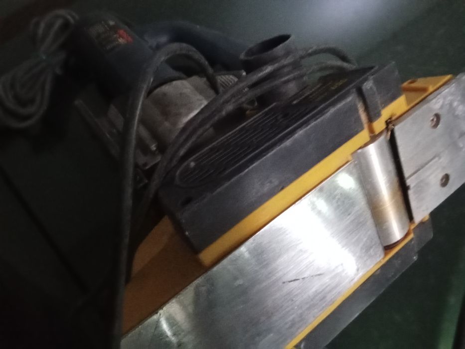 Vendo plaina eléctrica mais Tico Tico