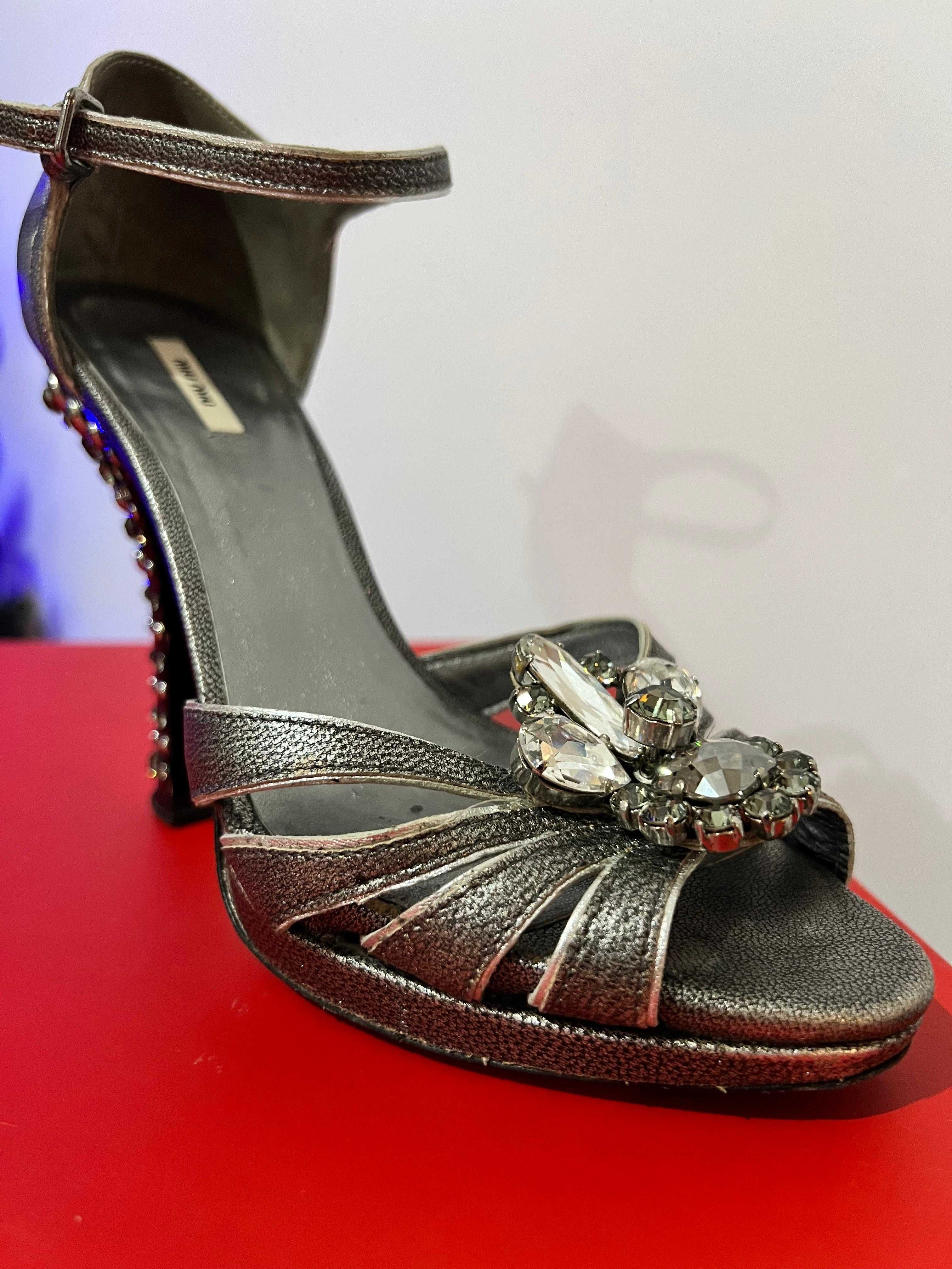Sapatos Miu Miu Originais Cinza