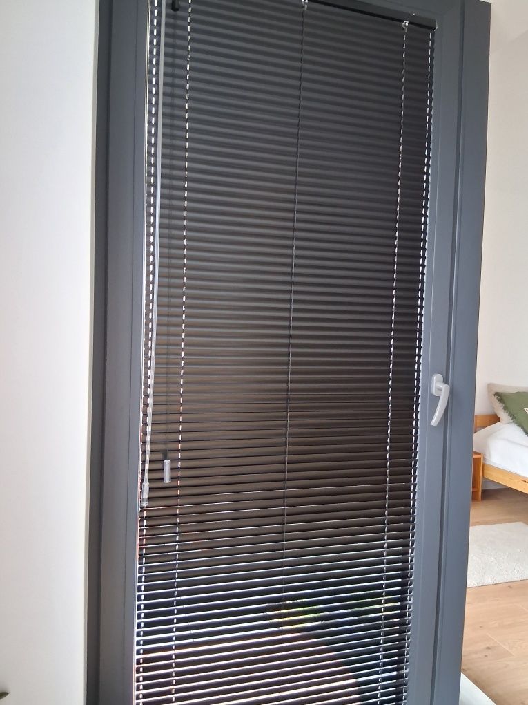 Nowe żaluzje okienne aluminiowe