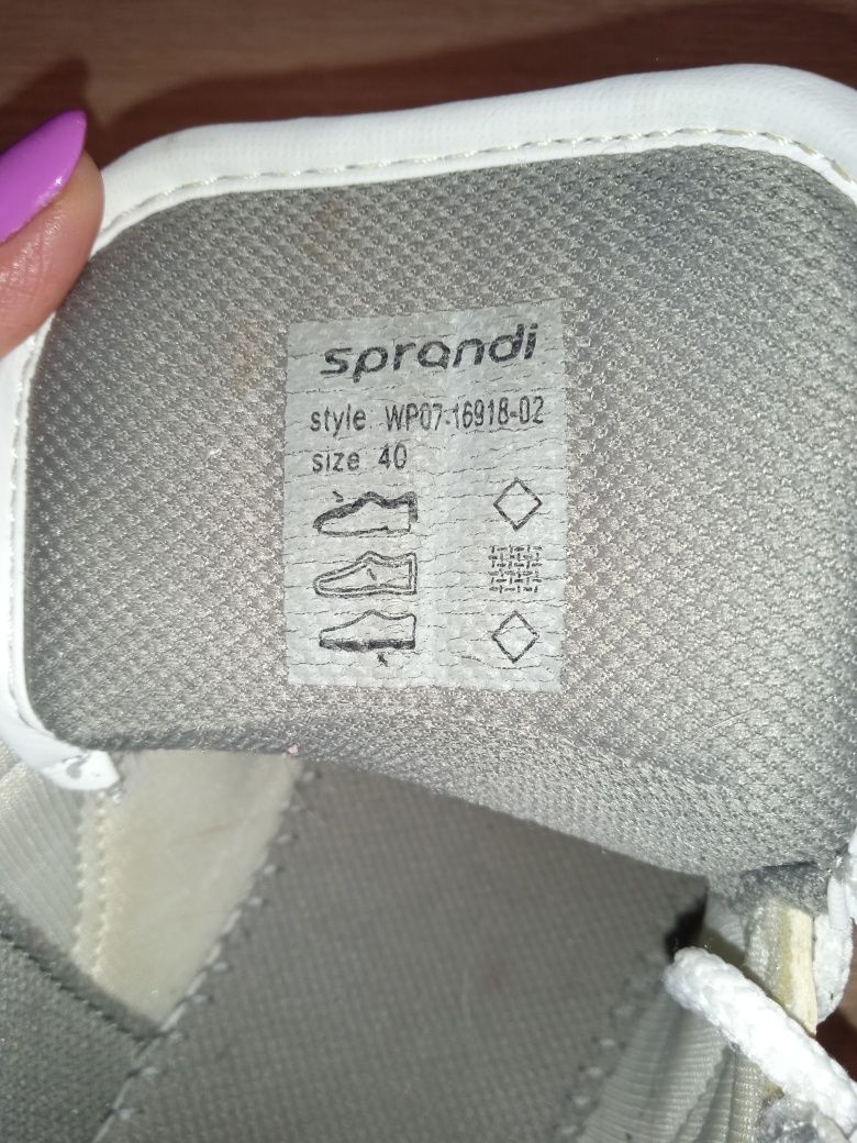 Damskie wysokie adidasy Sprandi r.40