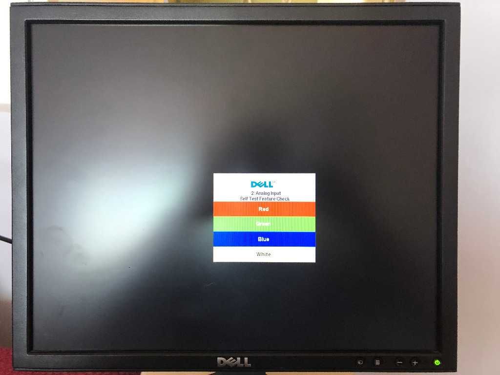 Monitor Dell P190S LCD 19" USB HUB PIVOT