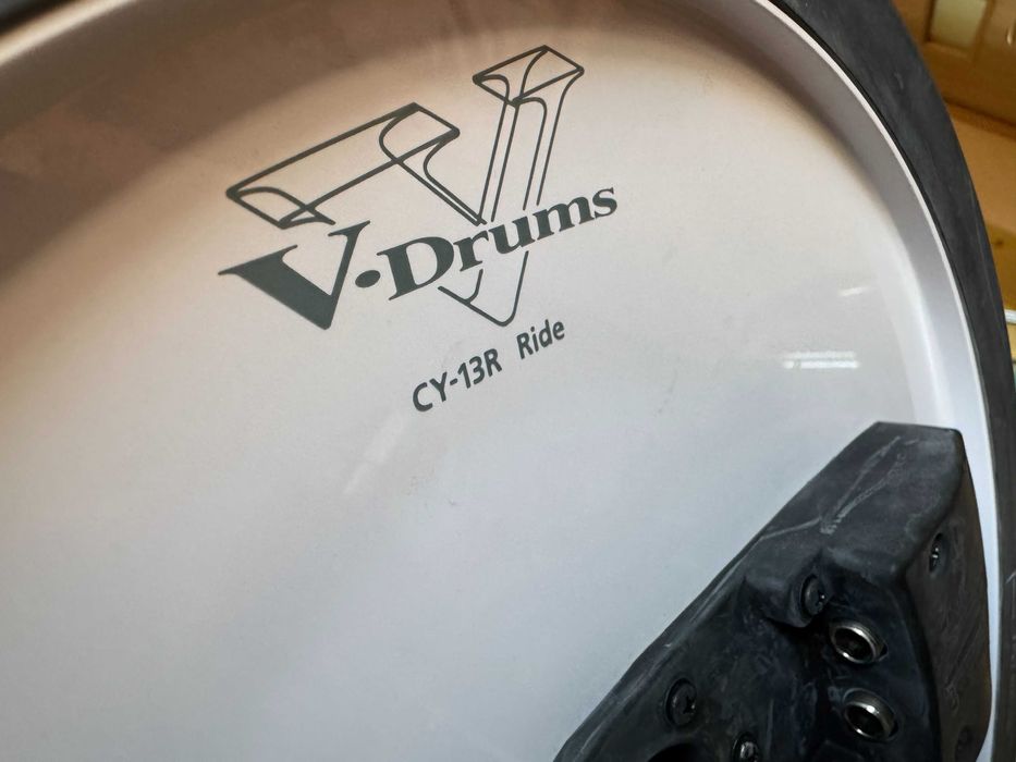 Roland TD 11 KV +  MDS 4V + stopa Pearl P-930 Demonator