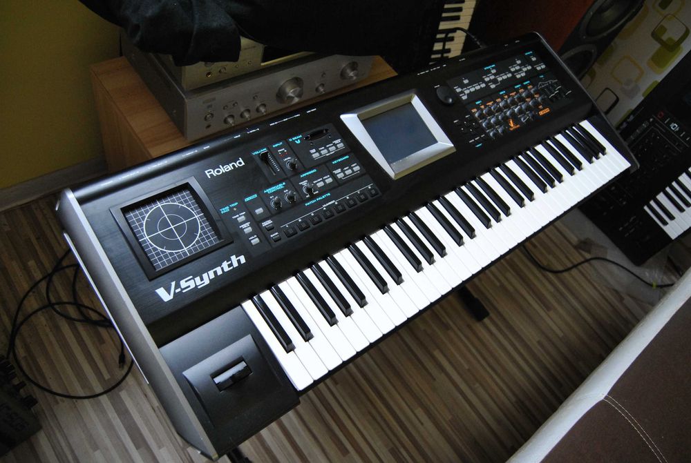 Roland V Synth kultowy syntezator. Unikat.