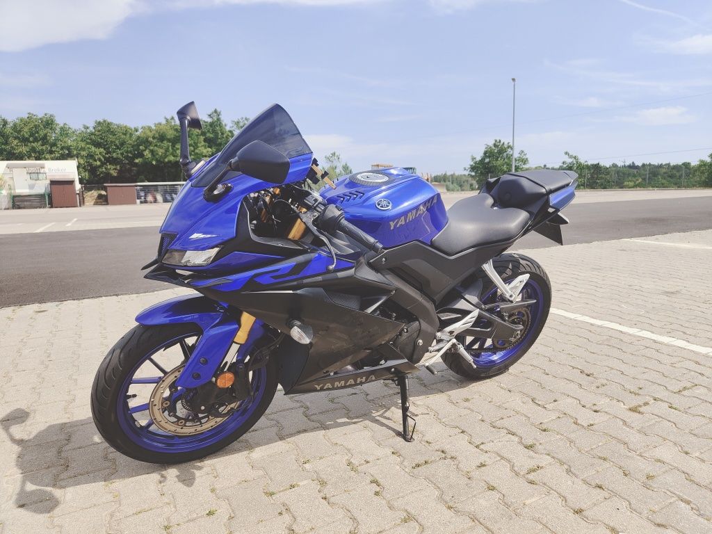 Yamaha yzf r 125 Zadbana Dodatki Prawo jazdy kat B