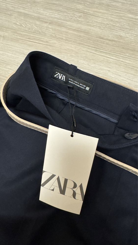 Шорти нові ZARA