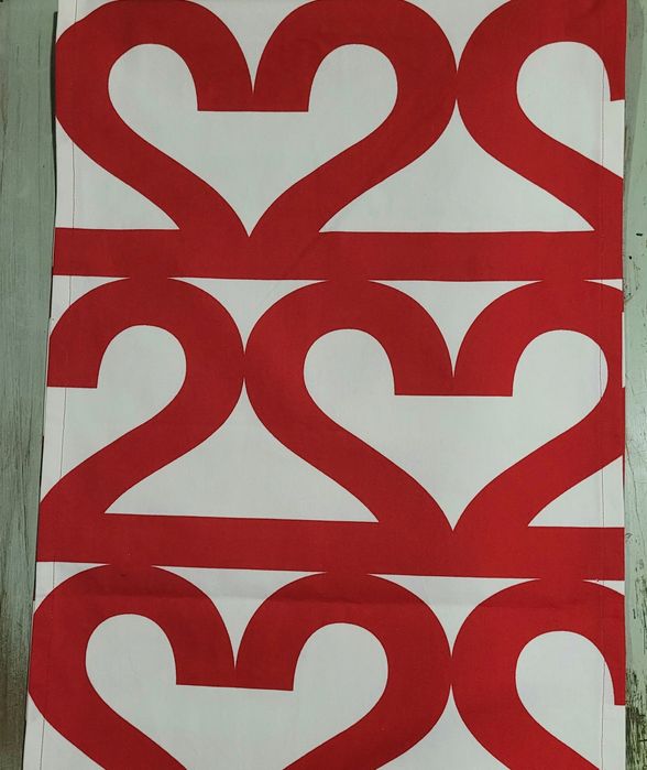 Bieżnik/ serwetka 39x210  czerwone serca Boże Narodzenie