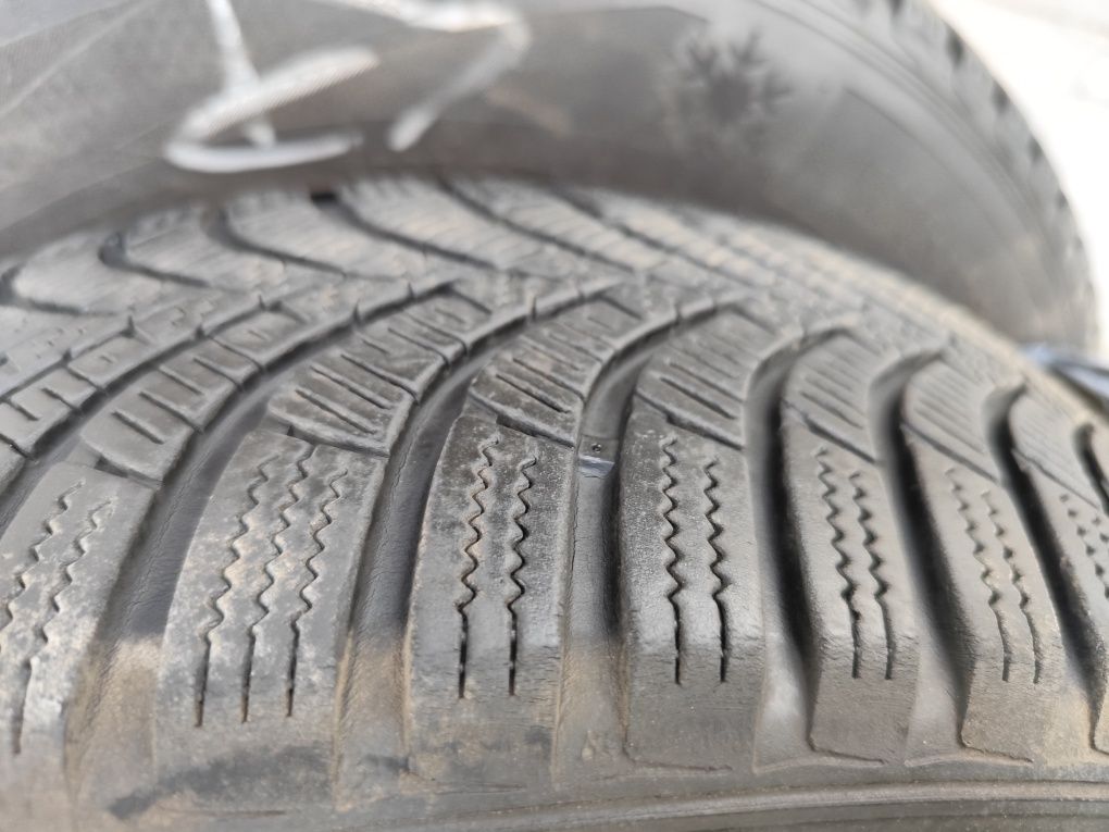 Opony zimowe 185/65/15 hankook 4 sztuki
