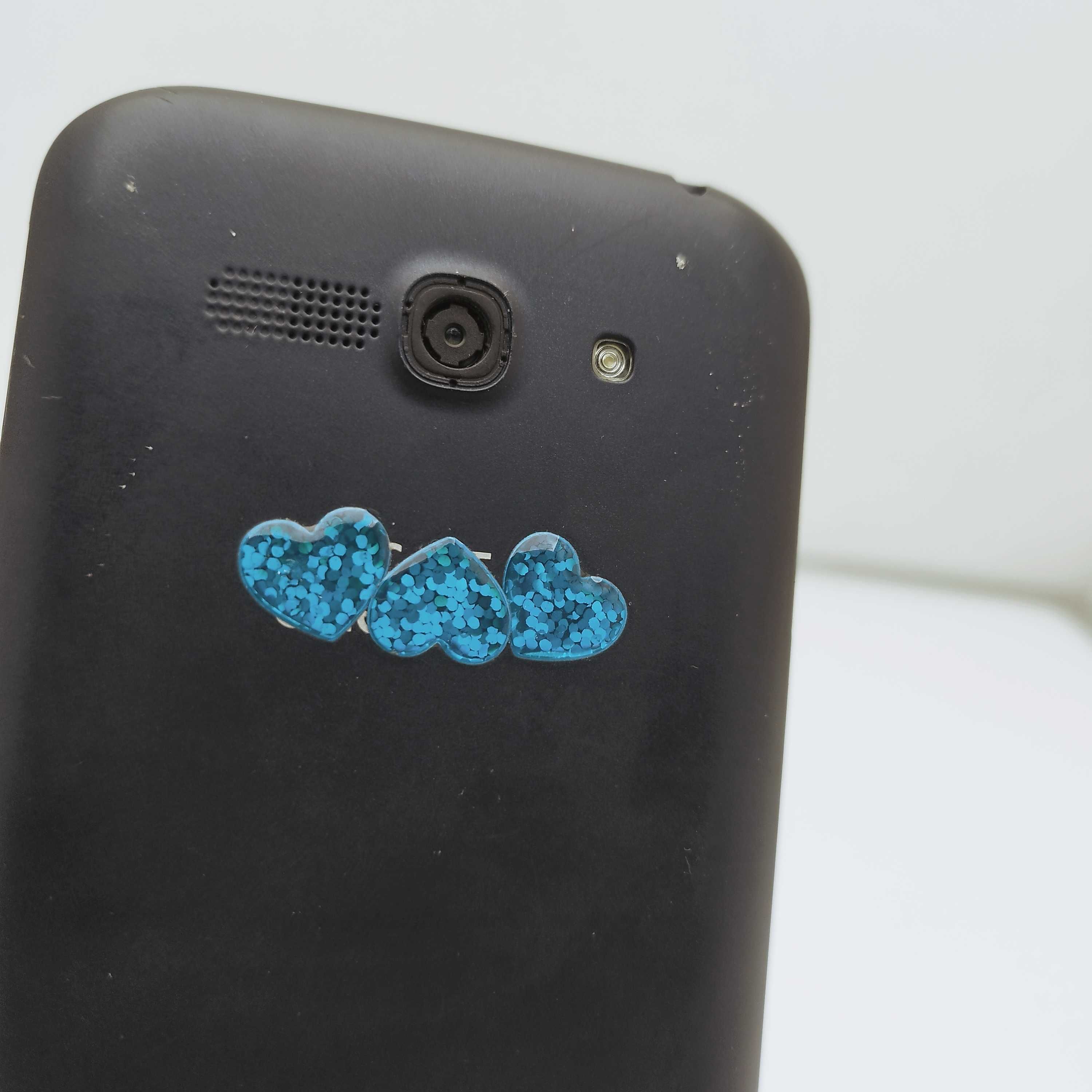 Smartfon Alcatel One Touch Pop C9 1 GB / 2 GB 2G czarny 852/25/psz