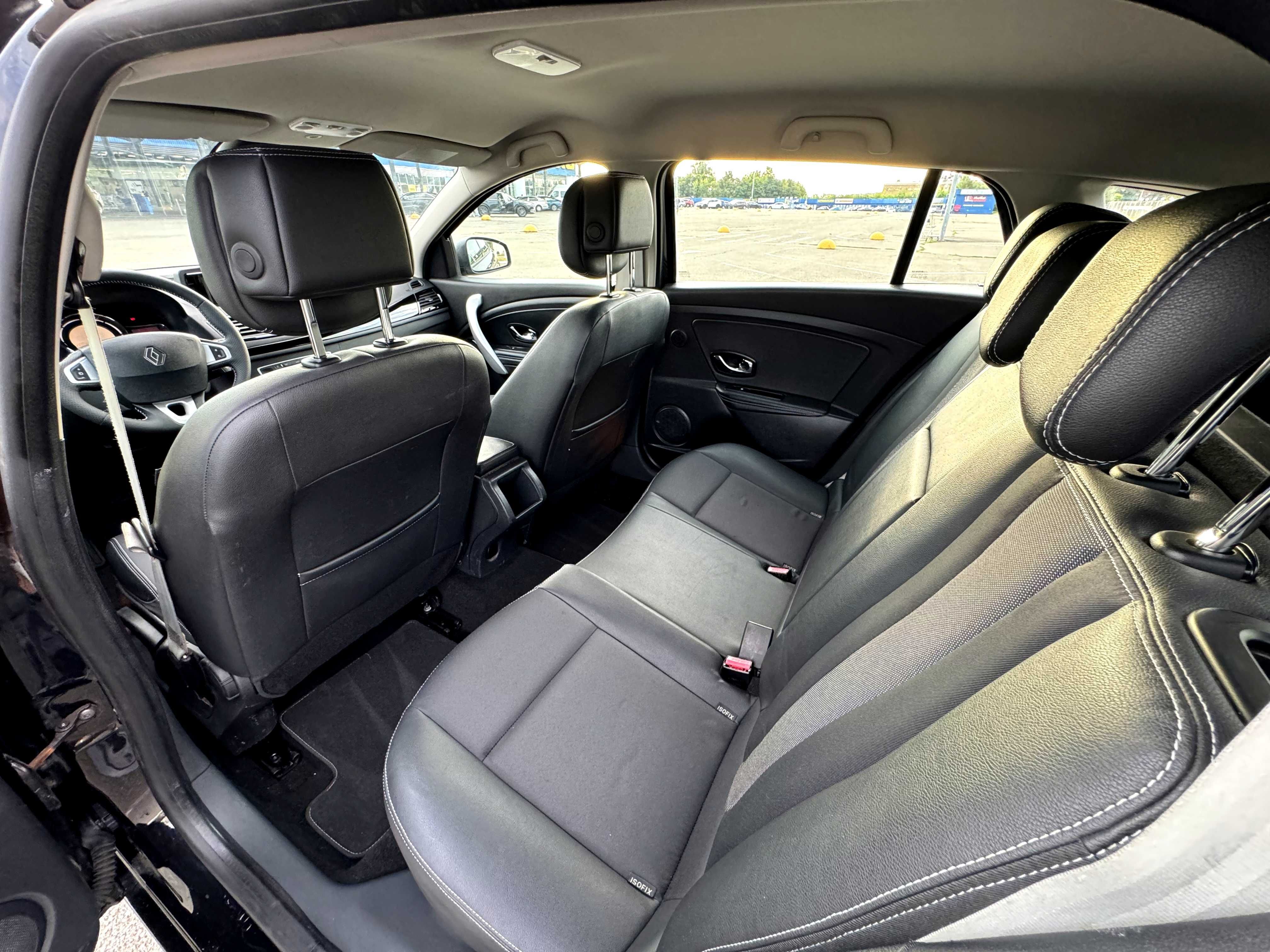 Renault Megane BOSE