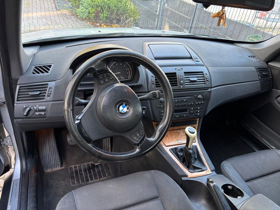 BMW X3 3.0i  benzyna, manual