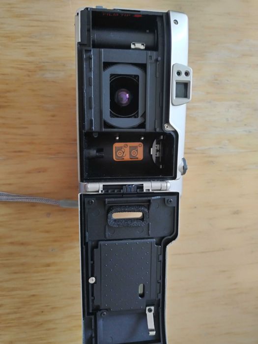 Фотоапарат Nikon ZOOM 70WS AF QUARTZ DATE