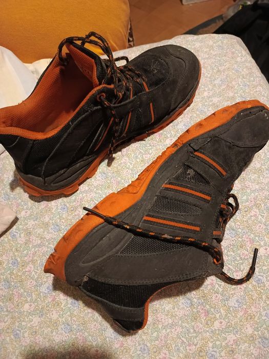 Ботинки с железными носками р.. 42