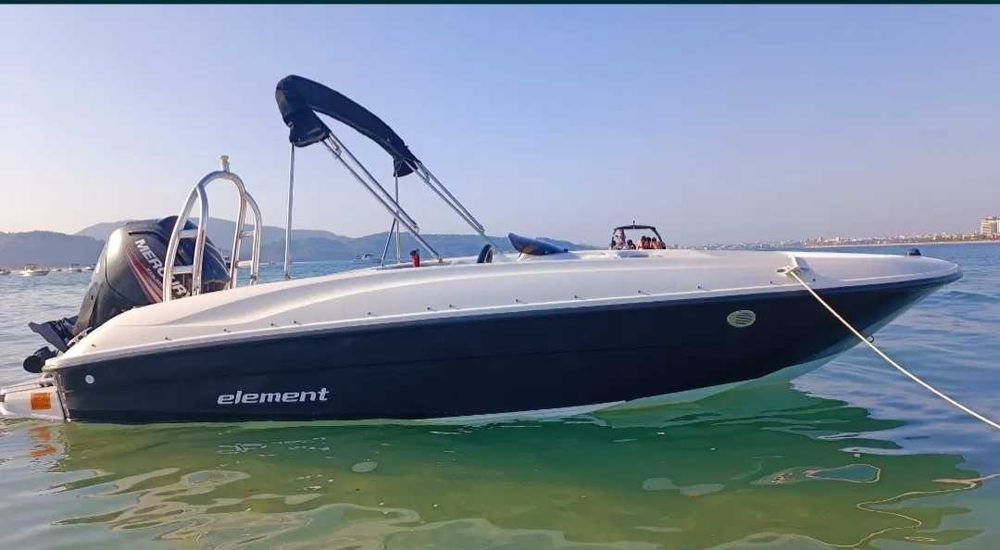 Barco Bayliner Element E 160