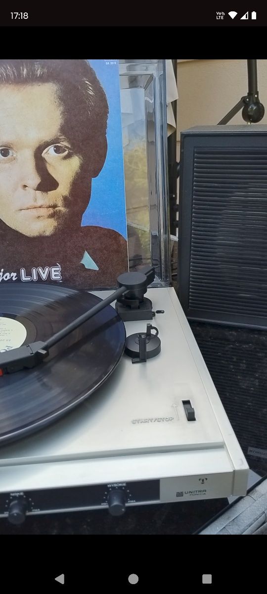 Gramofon UNITRA z 2 głośnikami