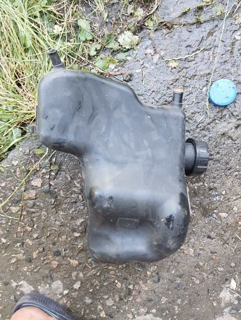 Бензобак suzuki lets 4